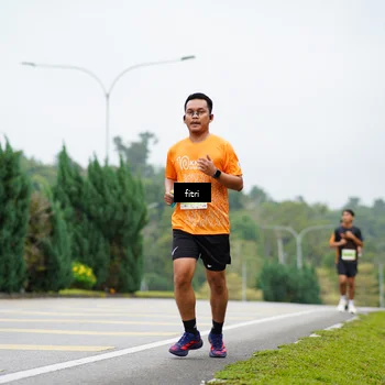 Runner Photo 8476007