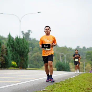 Runner Photo 8476012