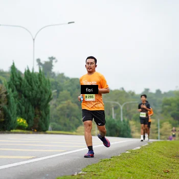 Runner Photo 8476016