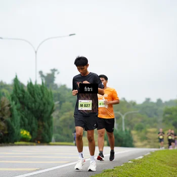 Runner Photo 8476042