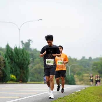 Runner Photo 8476043