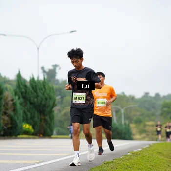 Runner Photo 8476050