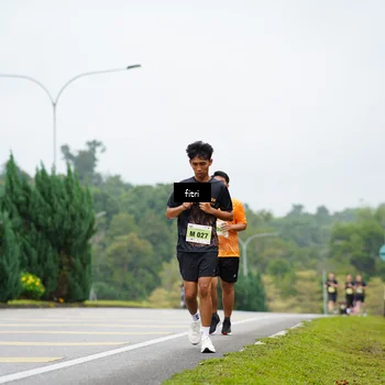Runner Photo 8476059