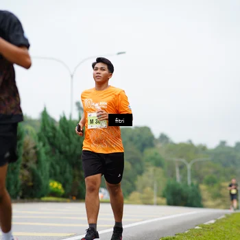 Runner Photo 8476069