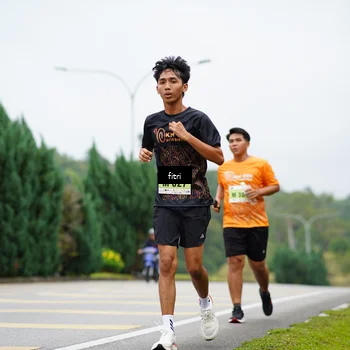 Runner Photo 8476085