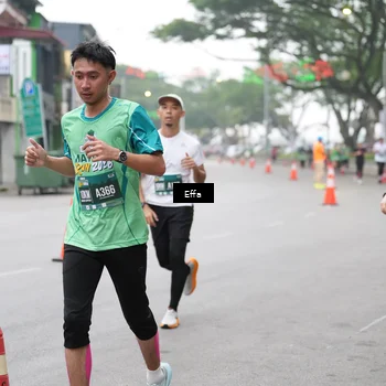 Runner Photo 8476108
