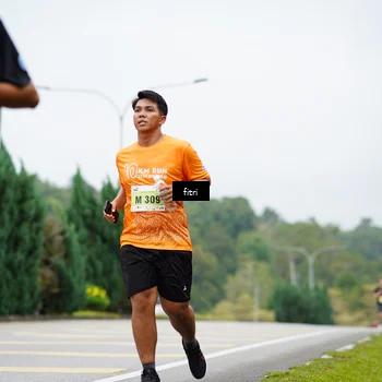 Runner Photo 8476117