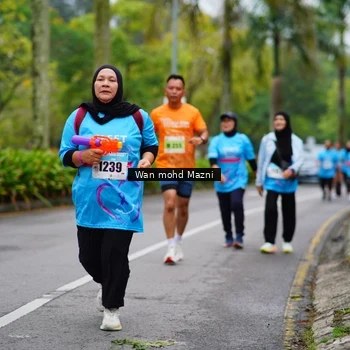 Runner Photo 8476175