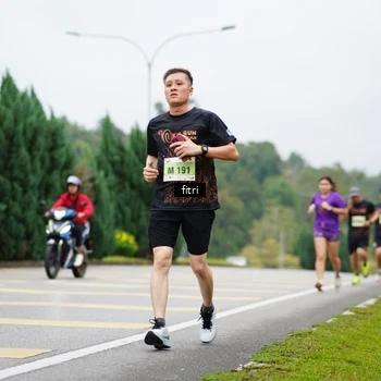 Runner Photo 8476183