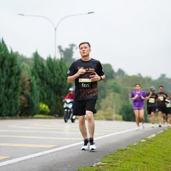 Runner Photo 8476185