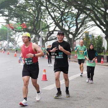 Runner Photo 8476195