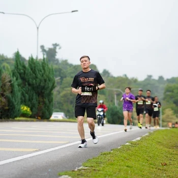 Runner Photo 8476200
