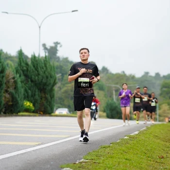 Runner Photo 8476201
