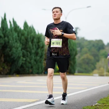Runner Photo 8476207