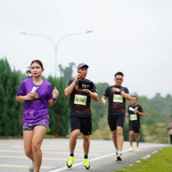 Runner Photo 8476217