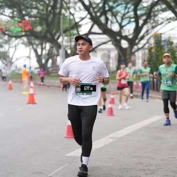 Runner Photo 8476250