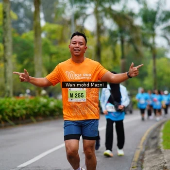 Runner Photo 8476252