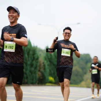 Runner Photo 8476258