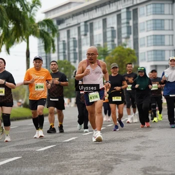 Runner Photo 8476267