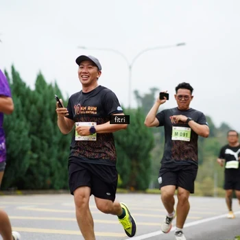 Runner Photo 8476269