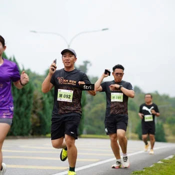 Runner Photo 8476273
