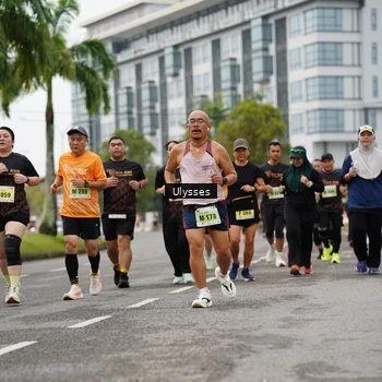 Runner Photo 8476277