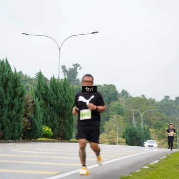 Runner Photo 8476290