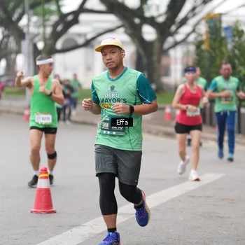 Runner Photo 8476292
