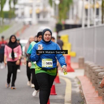 Runner Photo 8476293