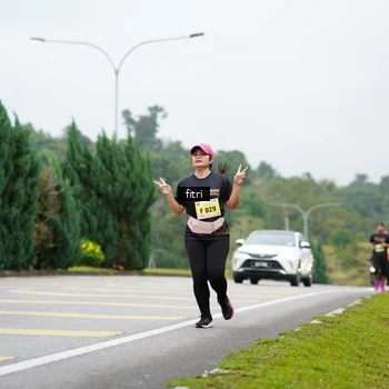 Runner Photo 8476353