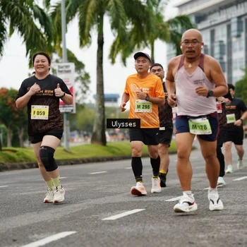 Runner Photo 8476355