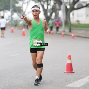 Runner Photo 8476381