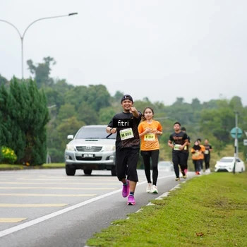 Runner Photo 8476382