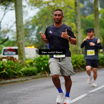 Runner Photo 8476405