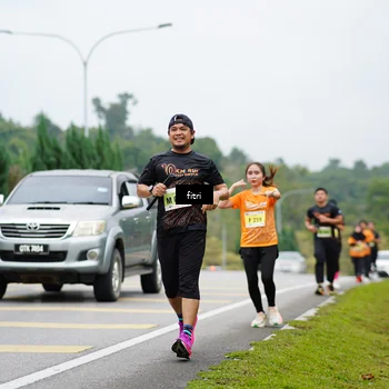 Runner Photo 8476412