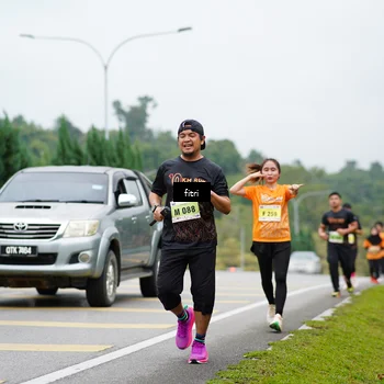 Runner Photo 8476429
