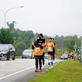 Runner Photo 8476575