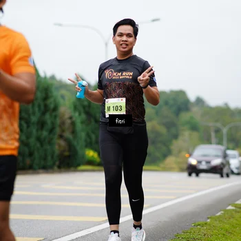 Runner Photo 8476640