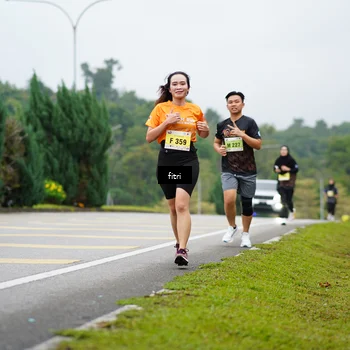 Runner Photo 8476673