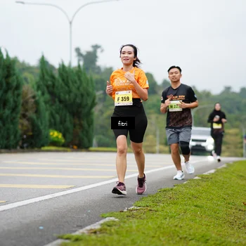 Runner Photo 8476675