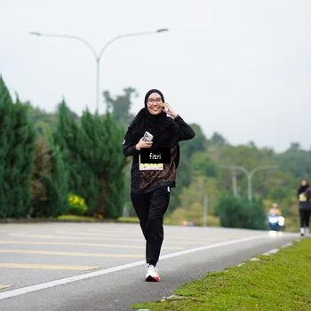 Runner Photo 8476735