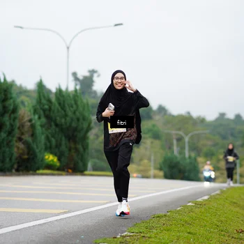 Runner Photo 8476749