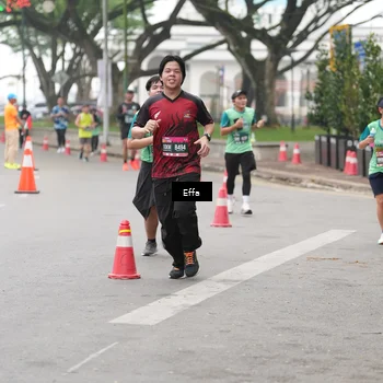 Runner Photo 8476781
