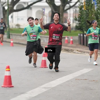 Runner Photo 8476786