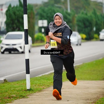 Runner Photo 8476851