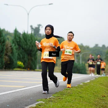 Runner Photo 8476873
