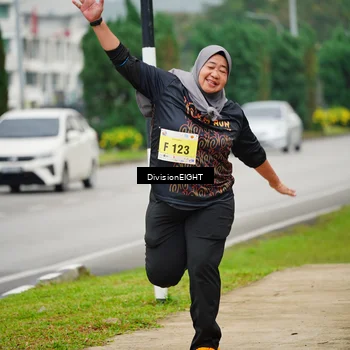 Runner Photo 8476880