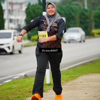 Runner Photo 8476884