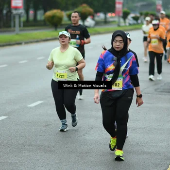 Runner Photo 8476911