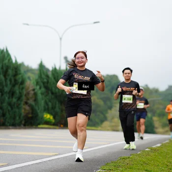 Runner Photo 8476916
